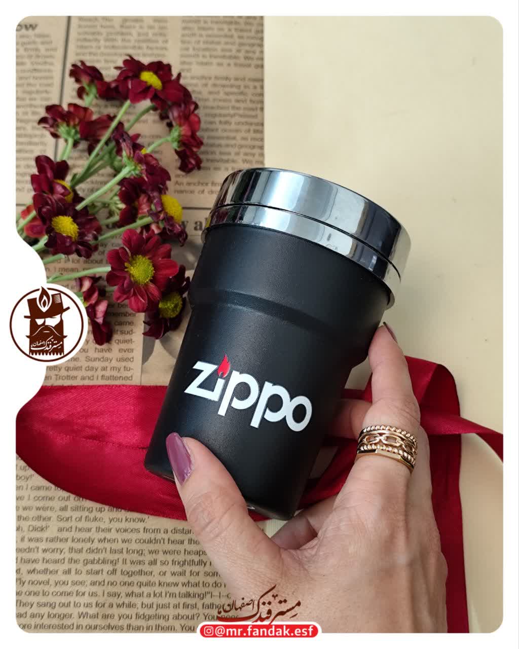 زیرسیگاری طرح لیوانی