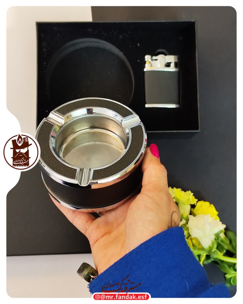 ست فندک شعله رنگی و زیرسیگاری کادویی 308 ست فندک شعله رنگی و زیرسیگاری کادویی 308