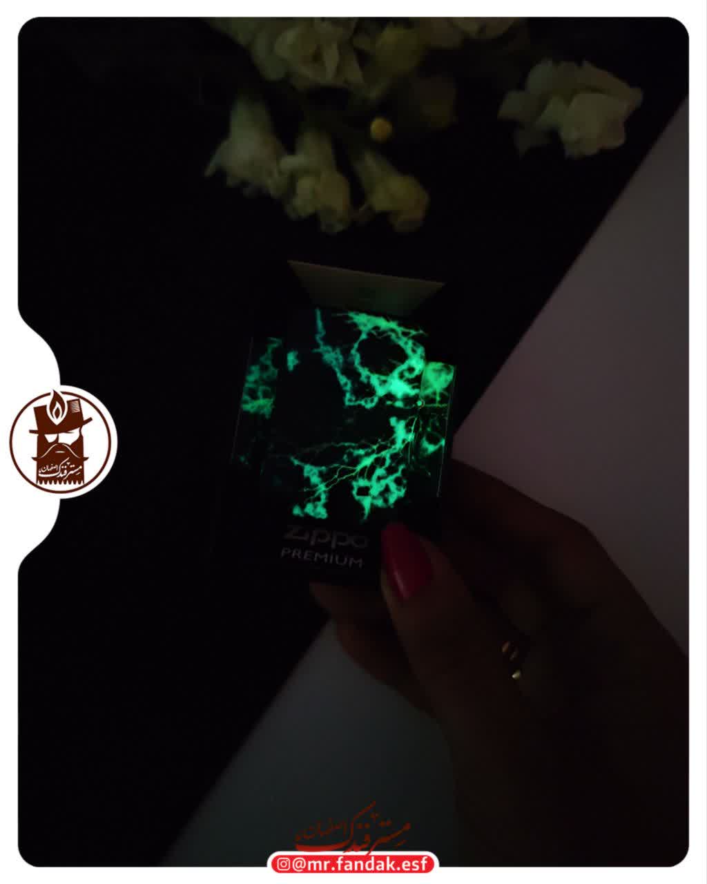 فندک زیپو اصلZippo Lighter 48610 49193 Lightning Design فندک زیپو اصلZippo Lighter 48610 49193 Lightning Design