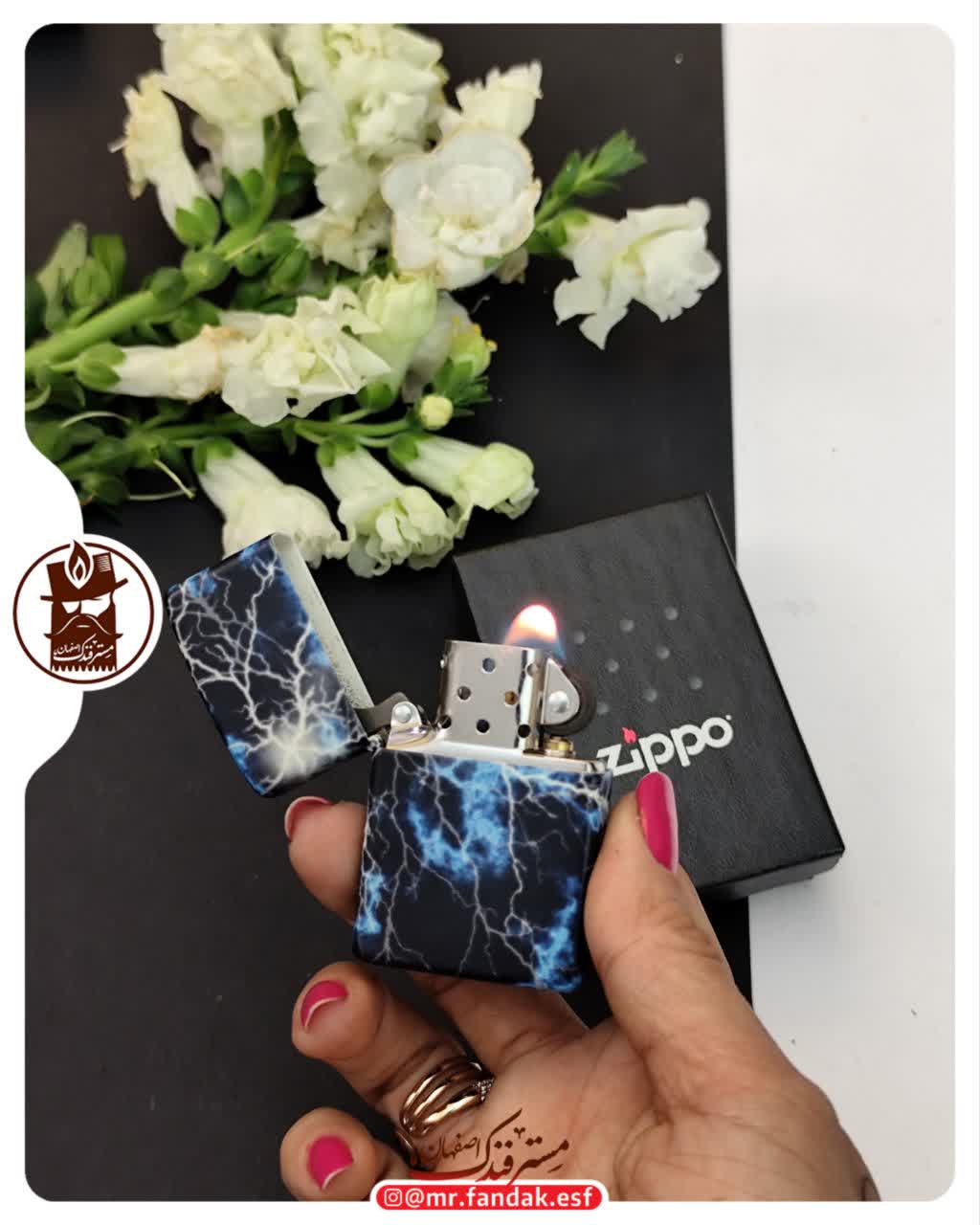 فندک زیپو اصلZippo Lighter 48610 49193 Lightning Design فندک زیپو اصلZippo Lighter 48610 49193 Lightning Design