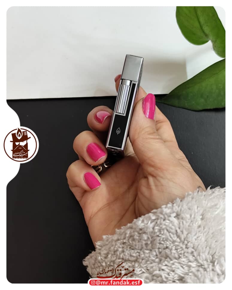 فندک بغل زن دروی derui لاین دو نقره ای فندک بغل زن دروی derui لاین دو نقره ای